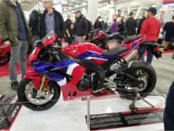 Honda-Fireblade.jpg