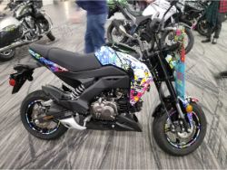 Kawasaki-Z125-TieDye.jpg